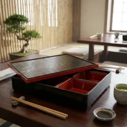 Bento Box Sort/Rød 30x24,5x6cm